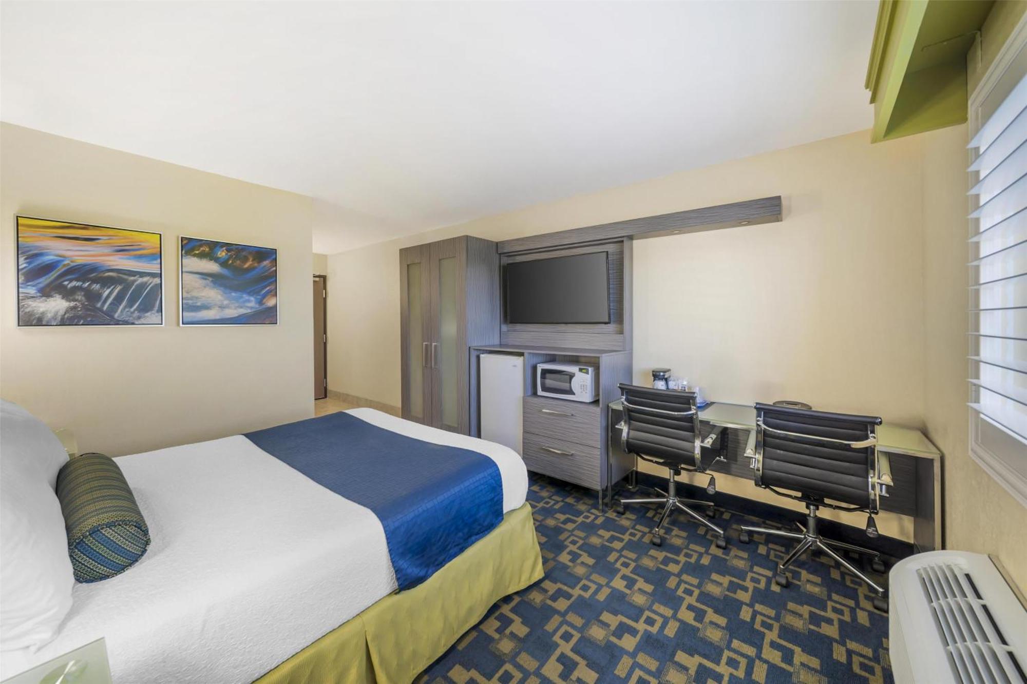 Best Western Antelope Inn & Suites Ред Блъф Екстериор снимка