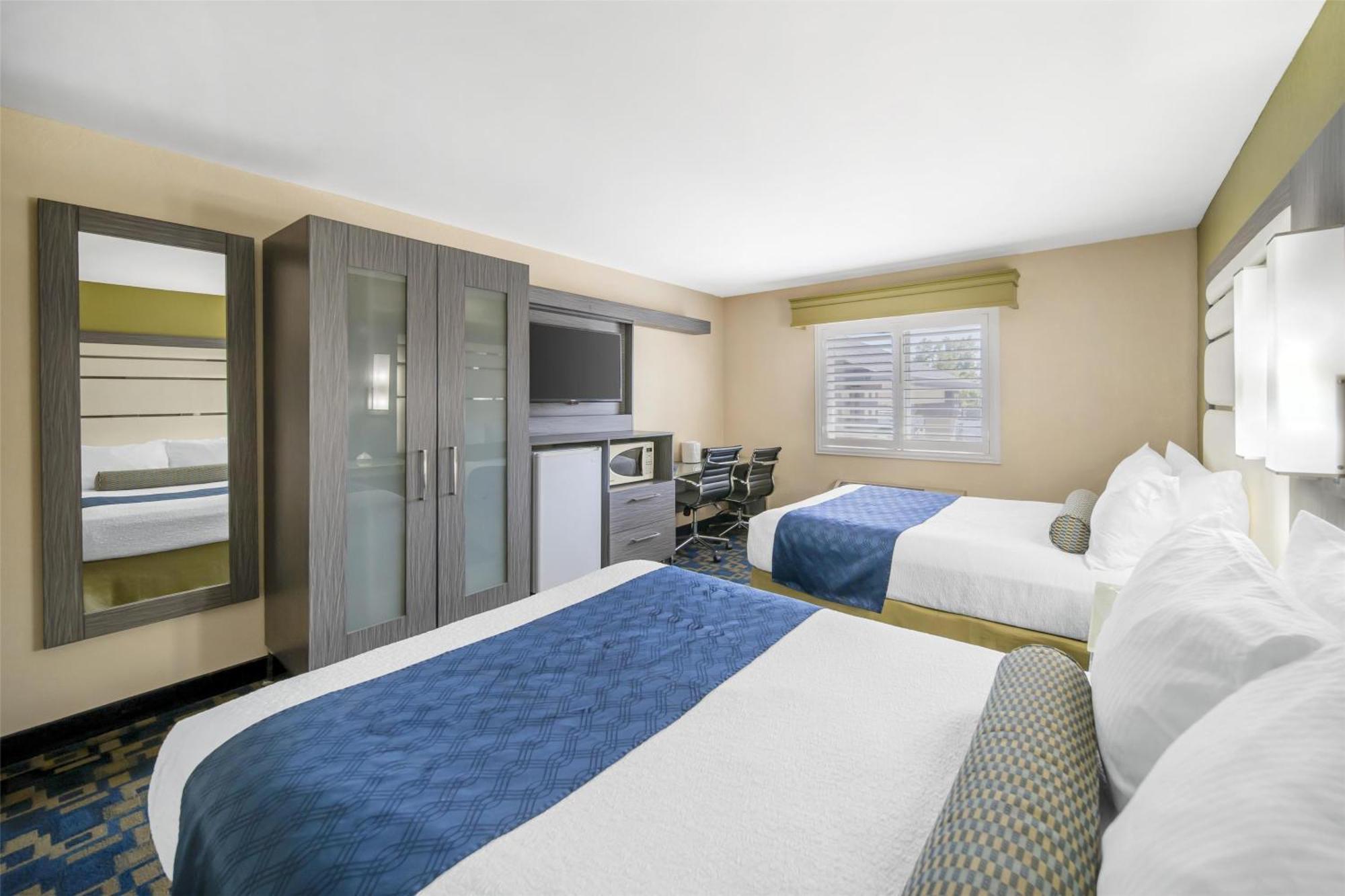 Best Western Antelope Inn & Suites Ред Блъф Екстериор снимка