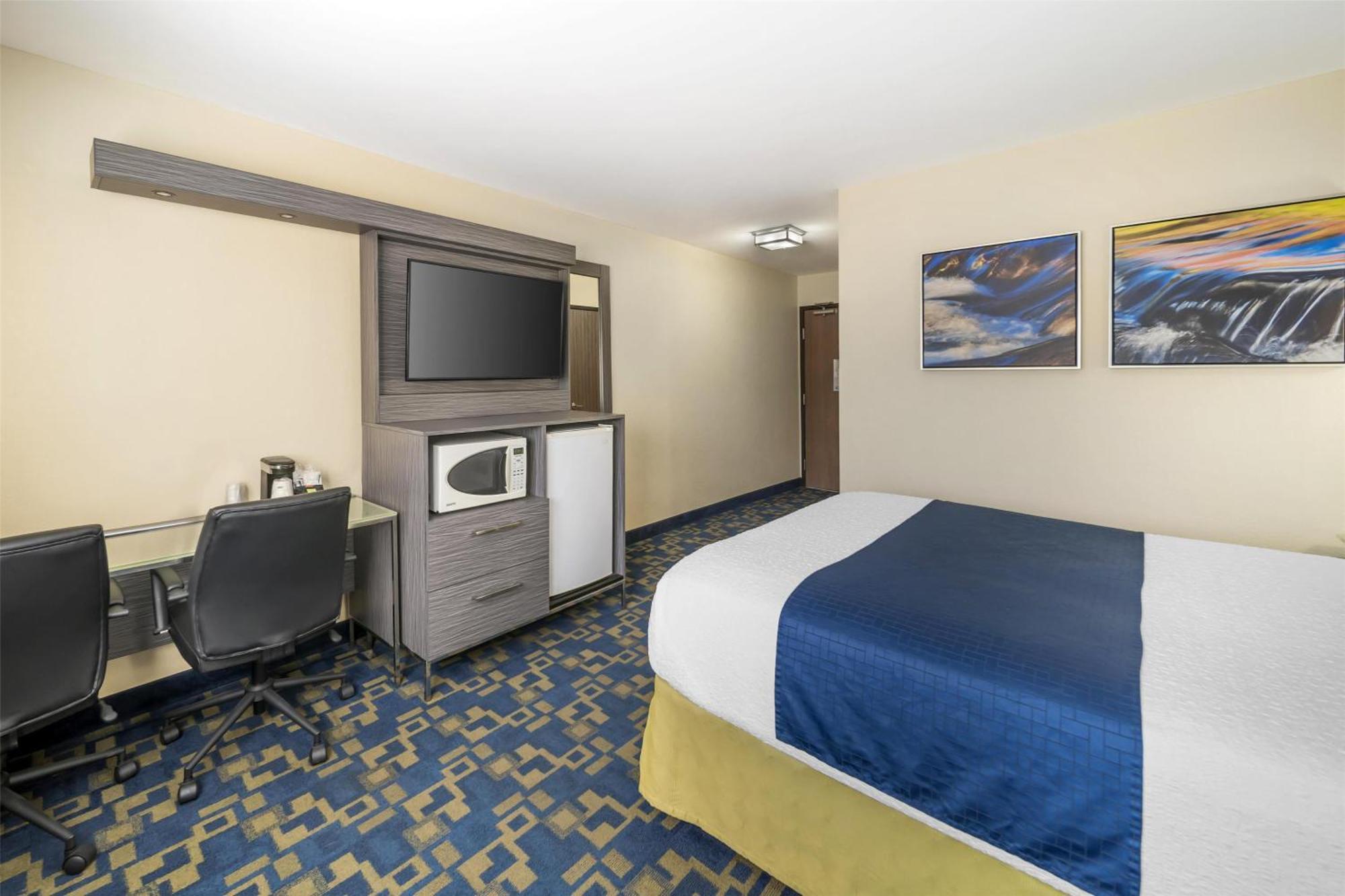 Best Western Antelope Inn & Suites Ред Блъф Екстериор снимка