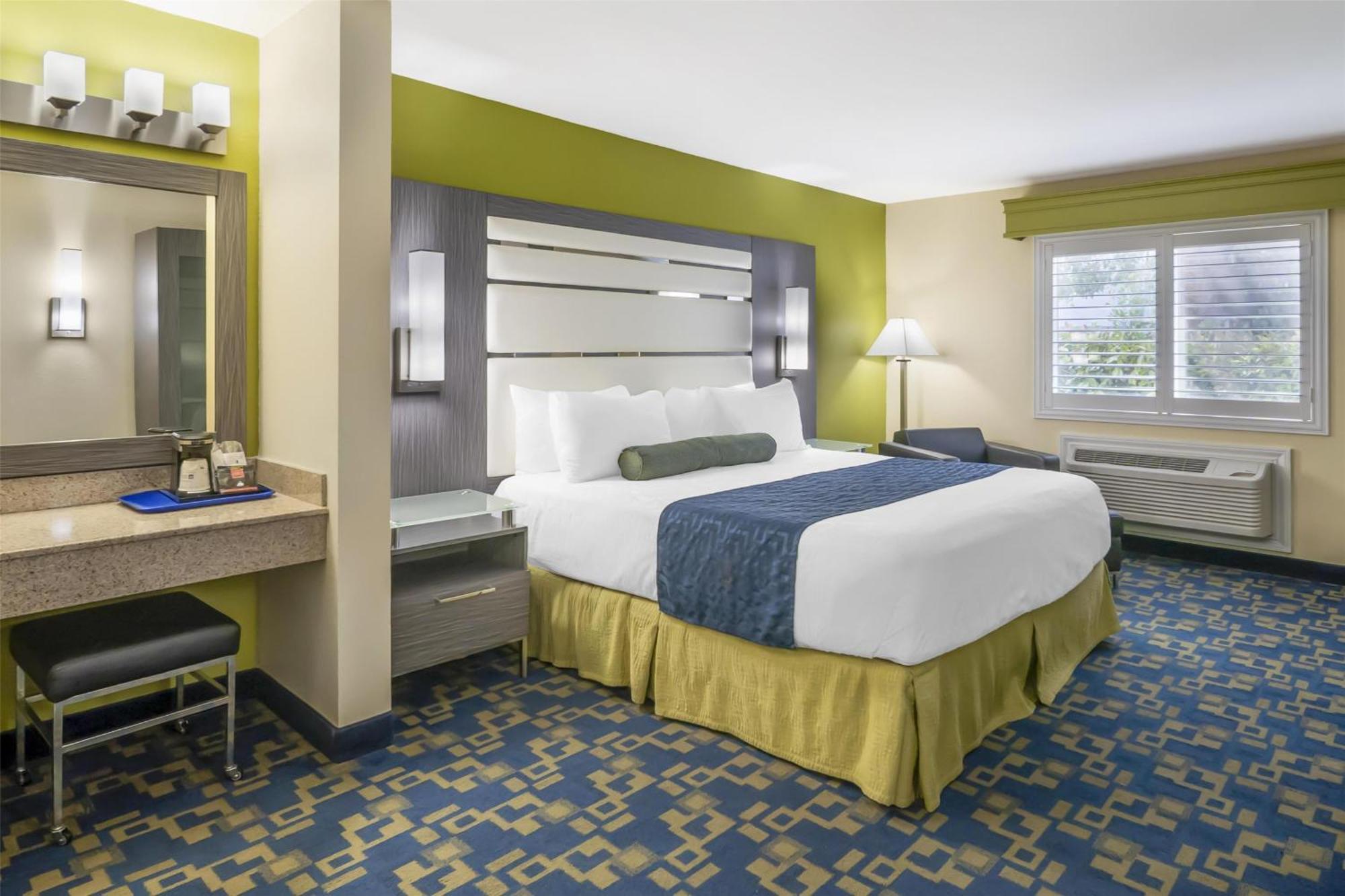 Best Western Antelope Inn & Suites Ред Блъф Екстериор снимка